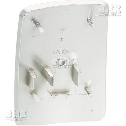 Obrázek z Kryt zásuvky stříbrný 