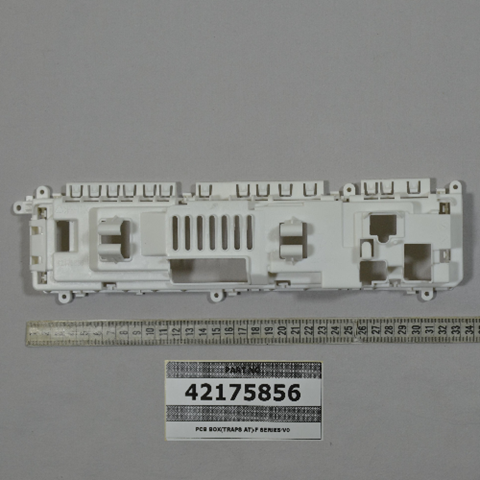 Obrázek z Pcb box 