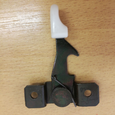 Obrázek z Zámek dětský pro ploché provedení - bílý 